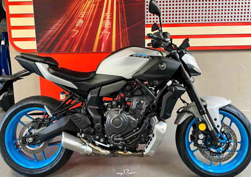 location scooter Aix-en-Provence yamaha tmax 2