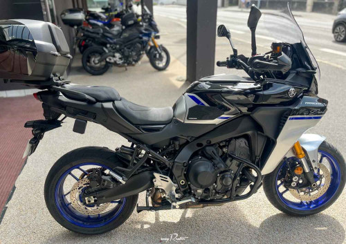location scooter Aix-en-Provence yamaha tmax 2
