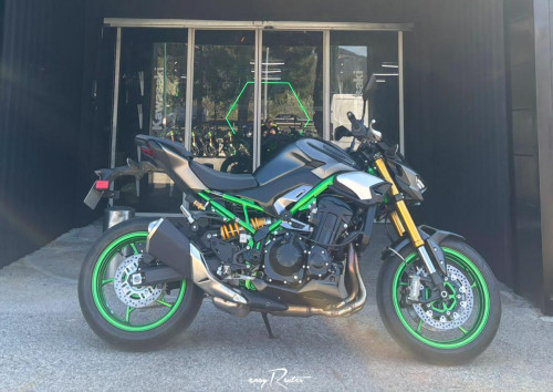 Location moto La Rochelle Kawasaki Z 900 RS 1