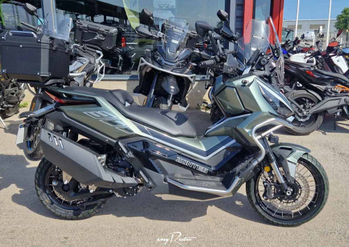 Location moto Montpellier Honda VFR 800 F 2