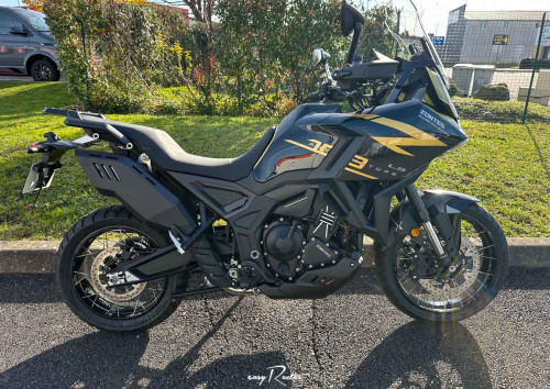 location moto Angers KTM 890 Duke L 15589