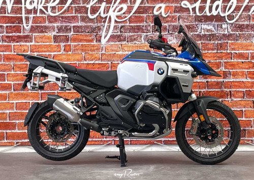 location moto Vannes KTM 890 Adventure A2 15293