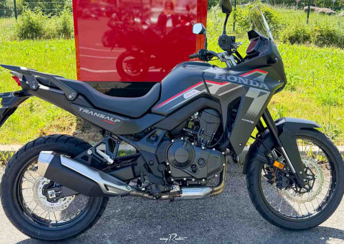 location moto Melun Honda Transalp 750 A2 1