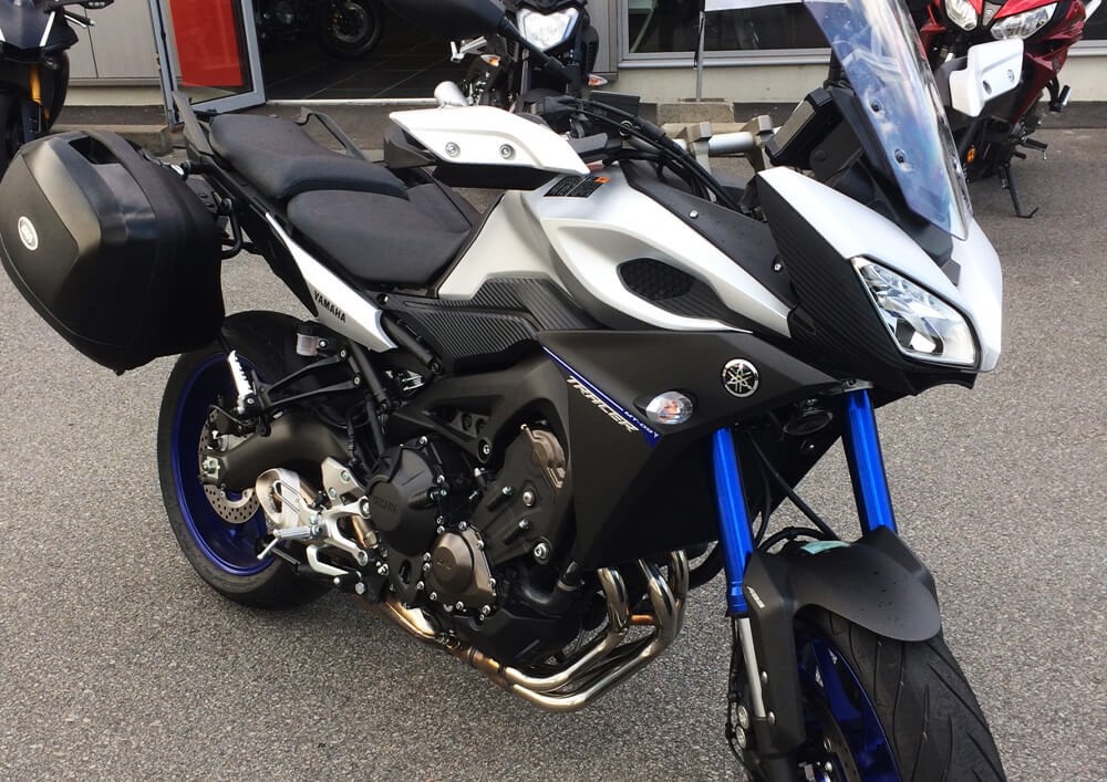 moto yamaha laval