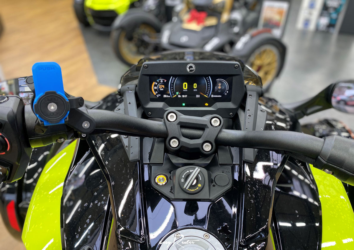 Rent CanAm Spyder F3S Rouen Easy Renter