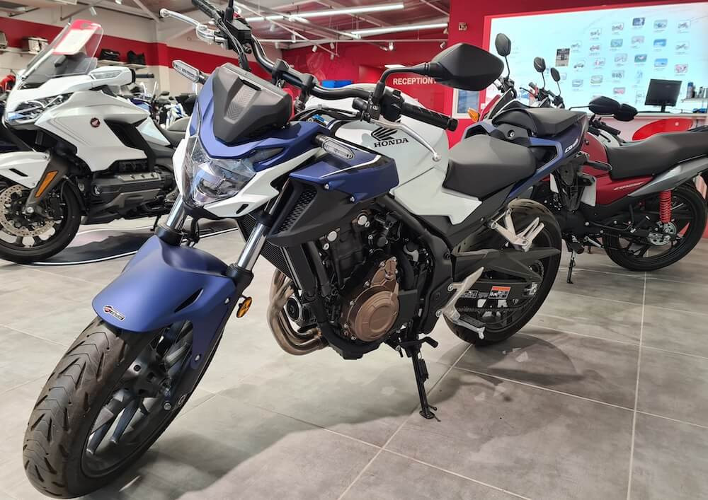 Location moto Saint-Lô Triumph Bonneville 1