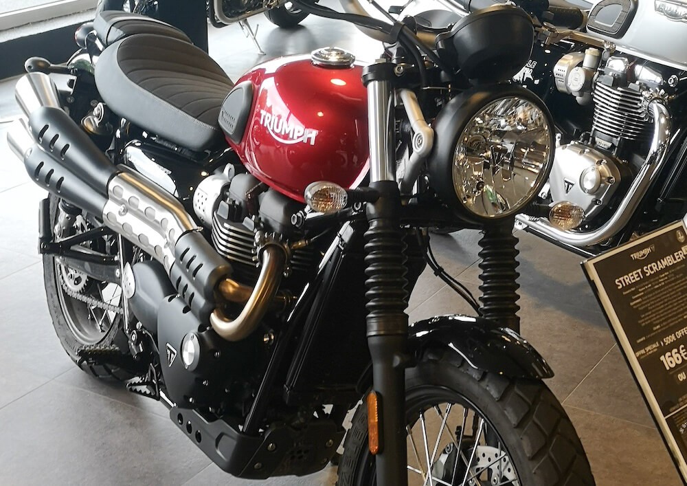 triumph street scrambler a2