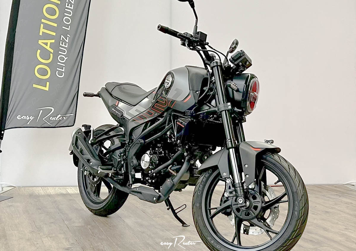 location moto saint-brieuc Yamaha MT07 3