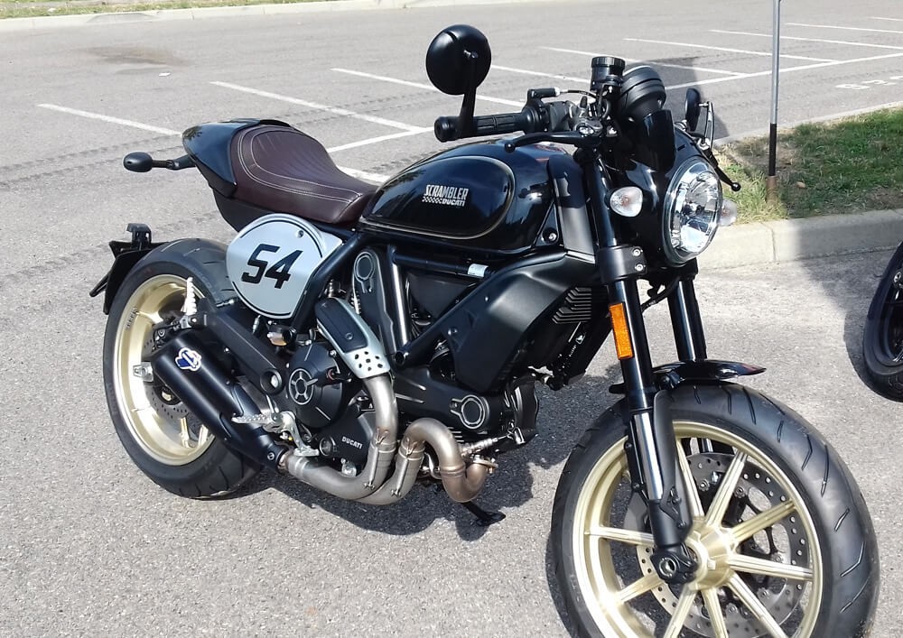 Rent Ducati Scrambler 800 Saint Etienne Easy Renter
