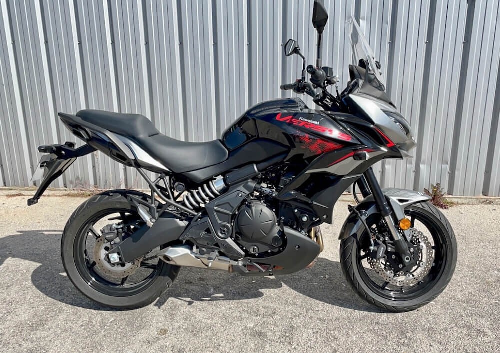 Marseille Kawasaki Versys 650 A2 motorcycle rental 13067