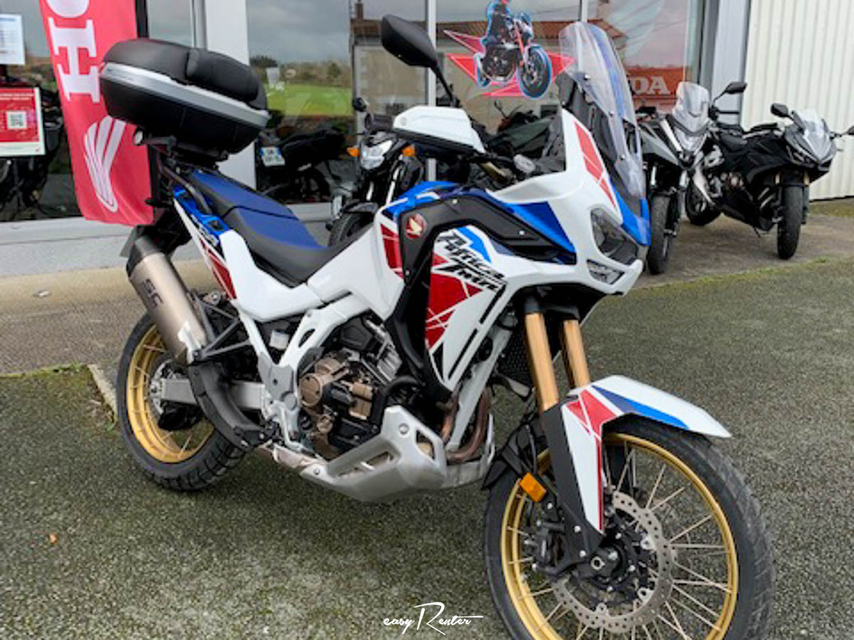Location moto Laval Yamaha MT07 1