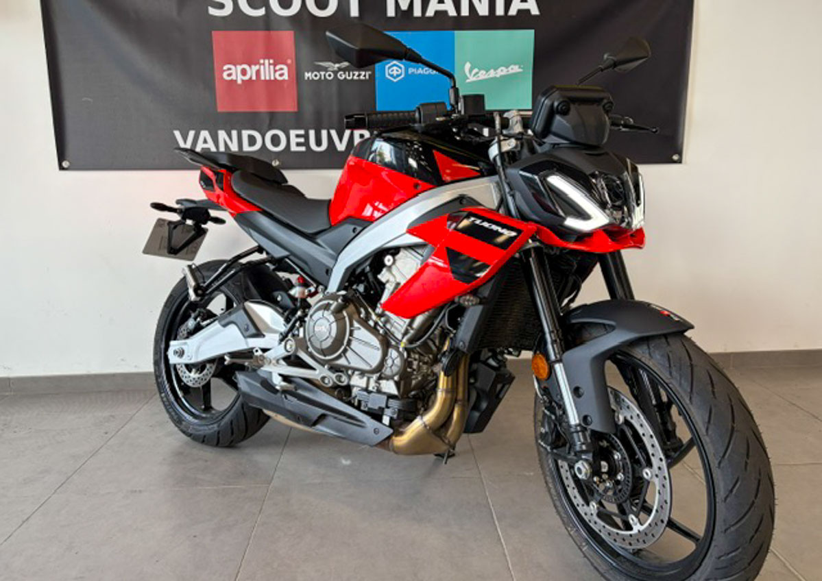 Nancy Guzzi V85 Travel motorcycle rental 14932
