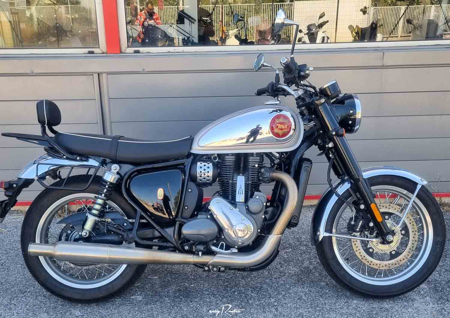 location moto metz honda 500 cbr