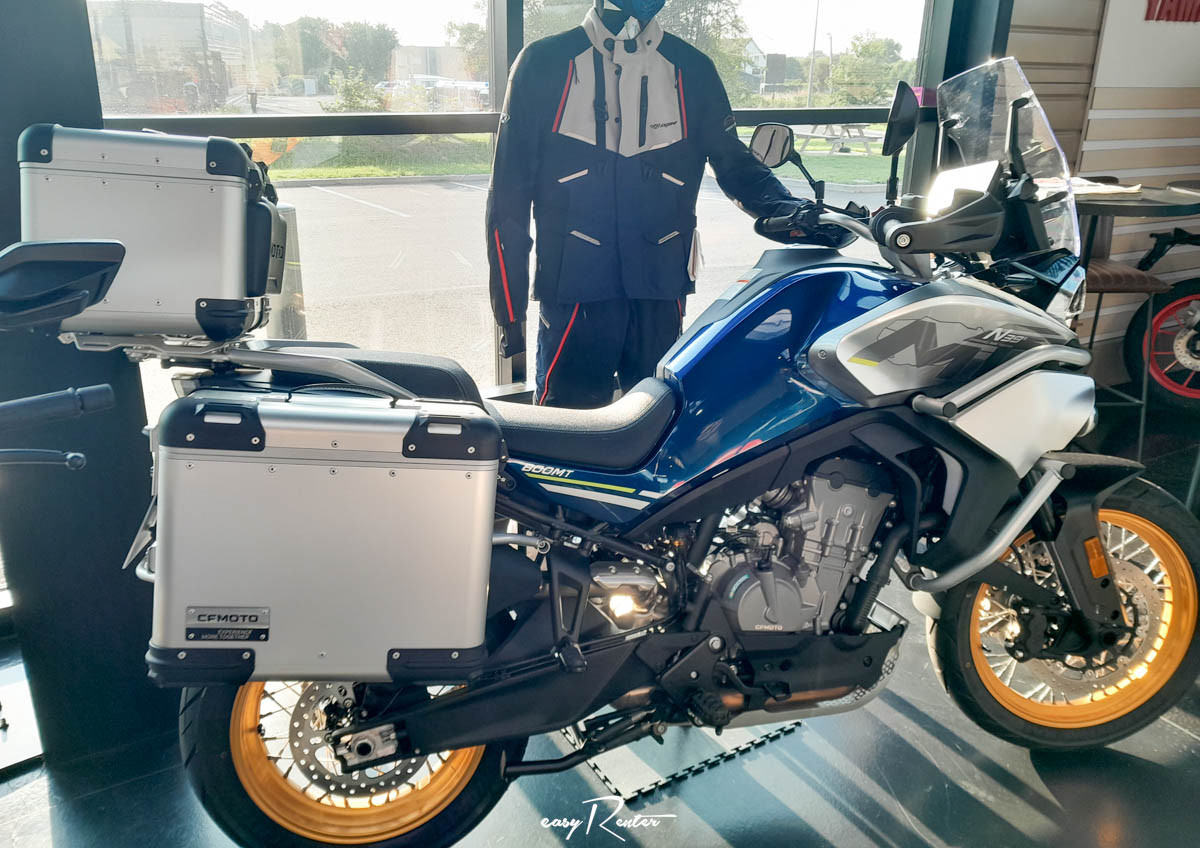 Location Moto Granville Yamaha MT09 Tracer 1