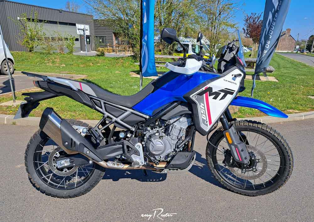 Location Moto Granville Yamaha MT09 Tracer 1