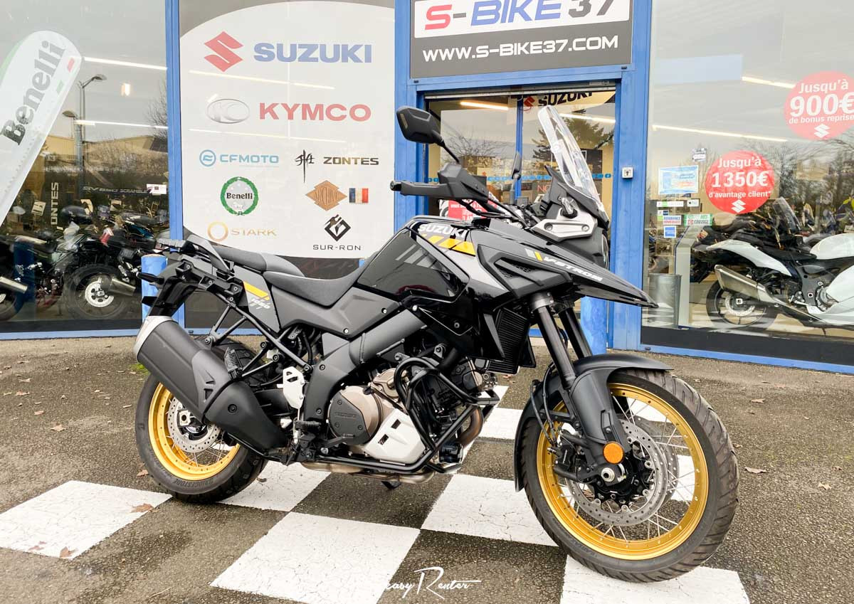 Cholet Kawasaki Z 900 motorcycle rental 14886