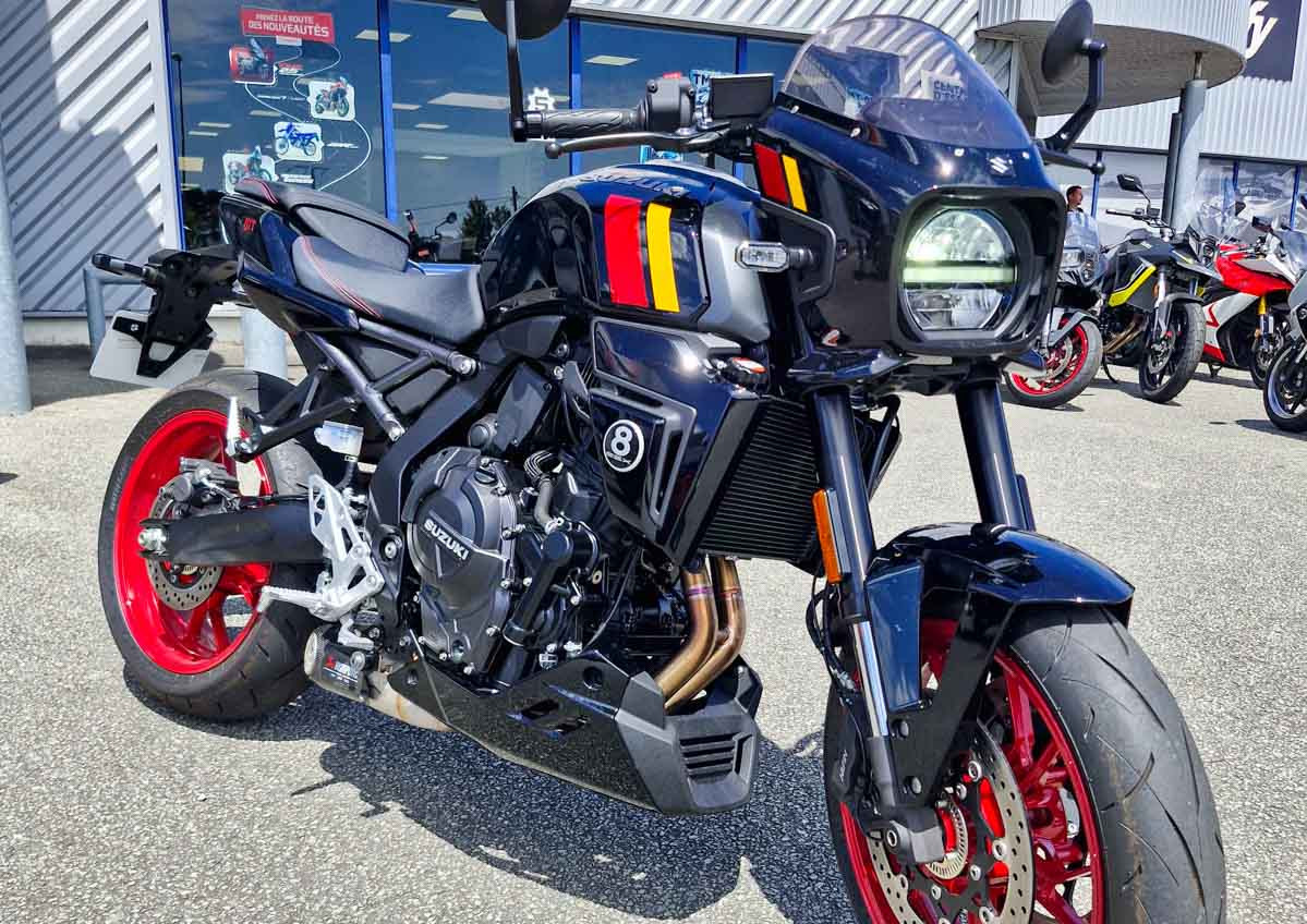 Vannes KTM 890 Adventure A2 motorcycle rental 15293