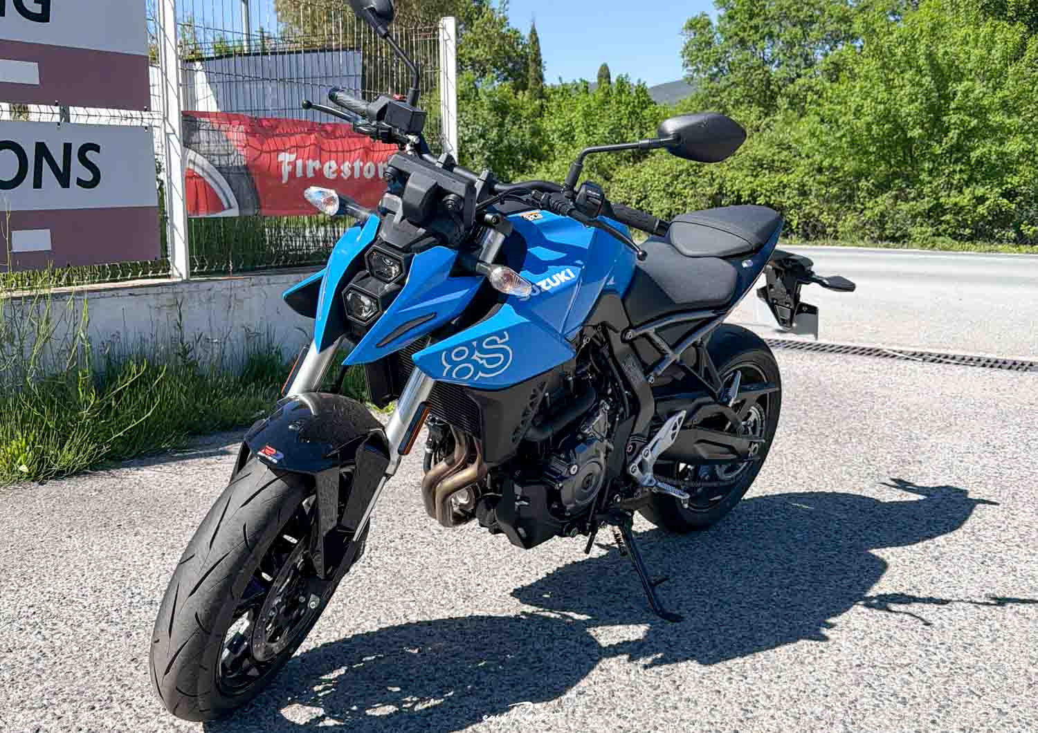 Draguignan Suzuki GSX-S 1000 motorcycle rental 17937