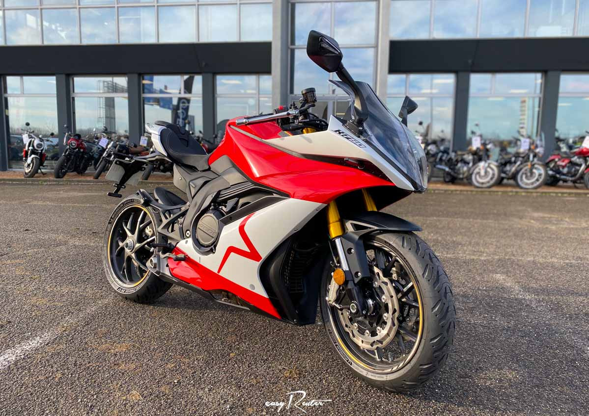 location moto metz honda 500 cbr