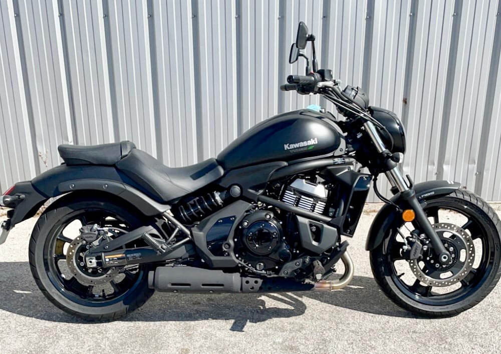 Marseille Kawasaki Vulcan 650 S A2 motorcycle rental 13107