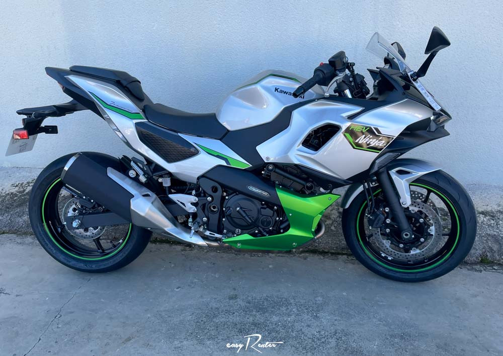 Location moto Laval Yamaha MT07 1