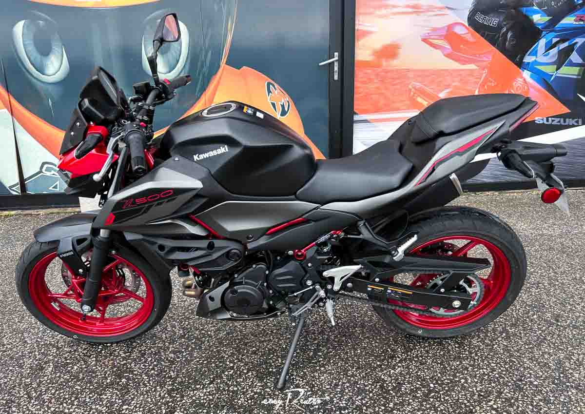Cherbourg Suzuki GSX-S Katana 1000 motorcycle rental 14562