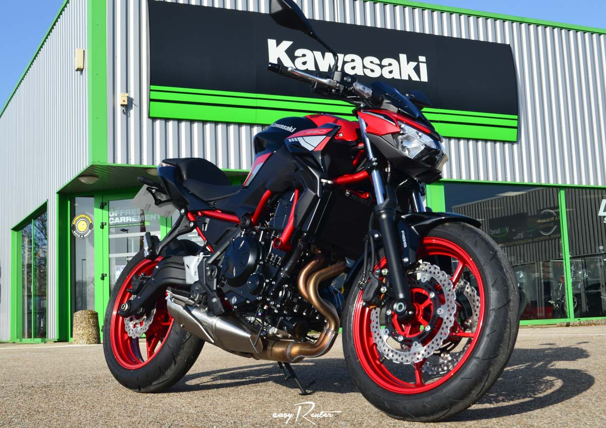Angers Kawasaki Z900 RS motorcycle rental 15641