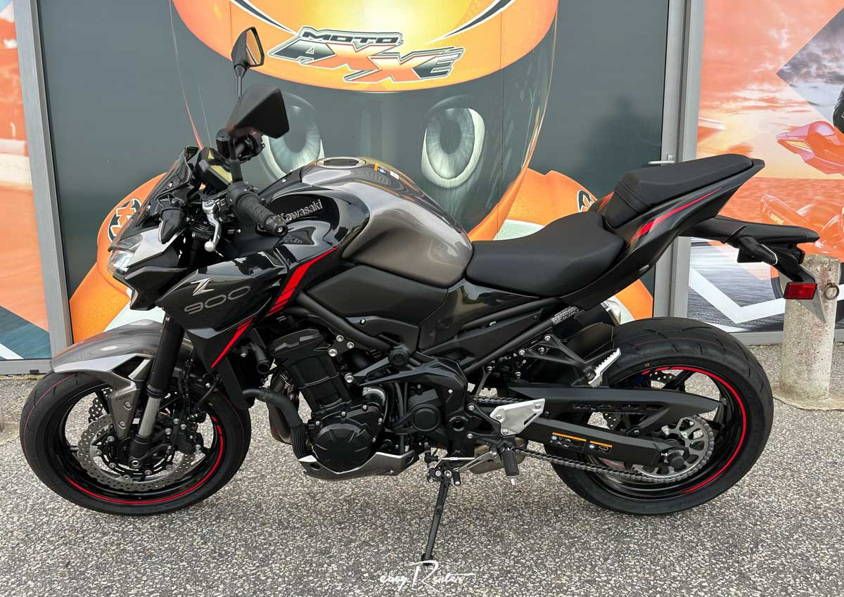 Cherbourg Suzuki GSX-S Katana 1000 motorcycle rental 14562