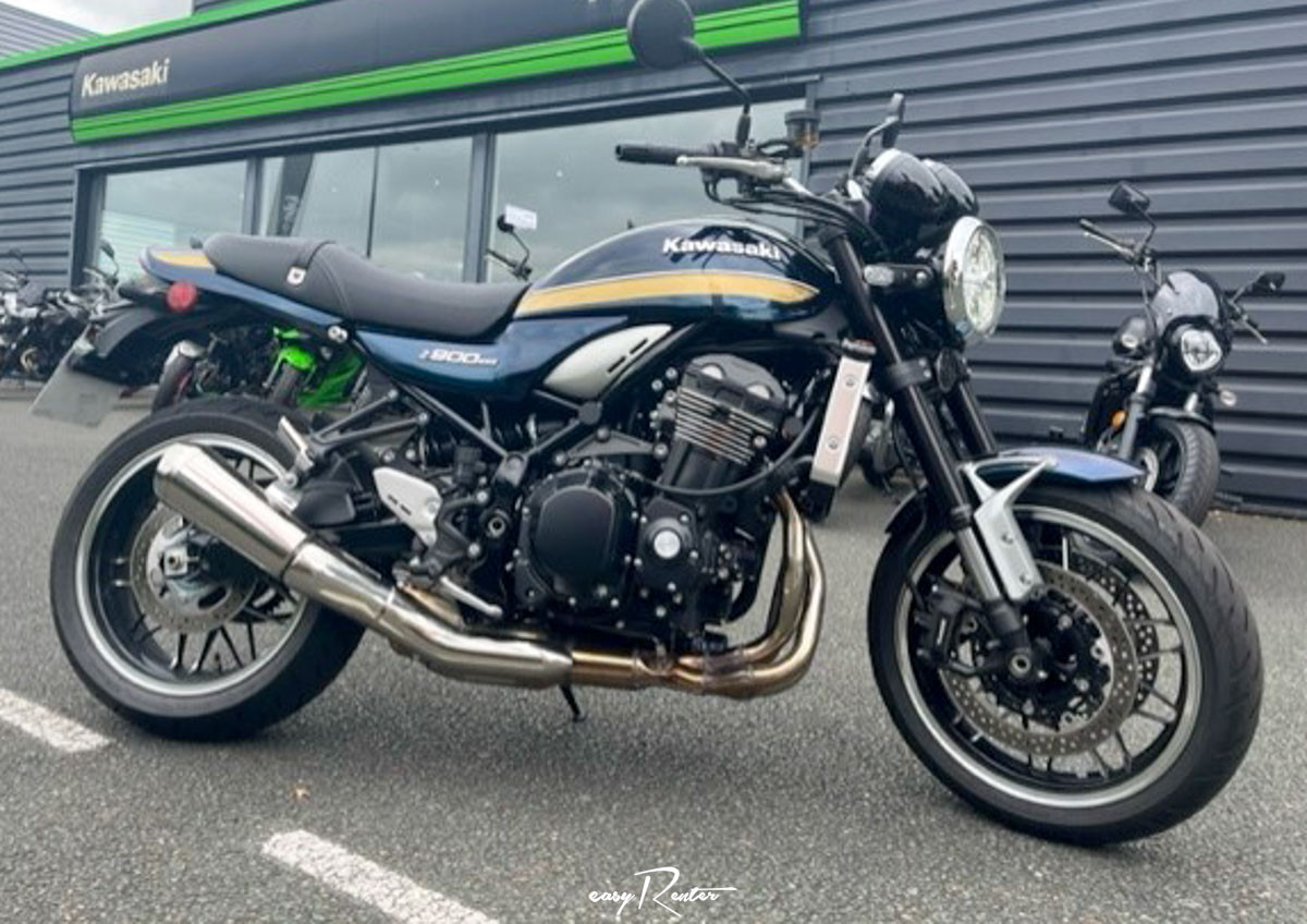 Angers Kawasaki Z900 RS motorcycle rental 15641