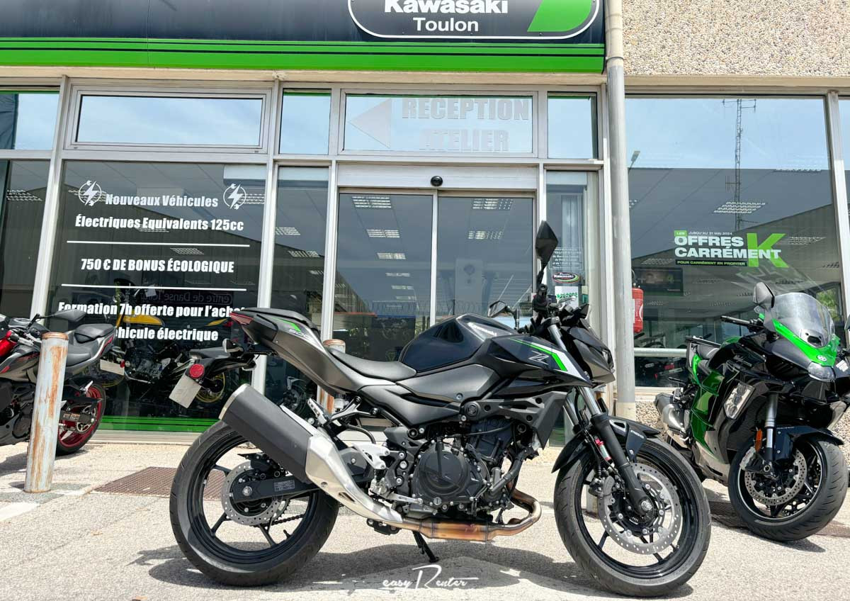 Location moto Laval Yamaha MT07 1
