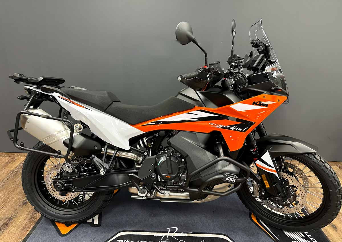 Angers KTM 390 Adventure motorcycle rental 15596