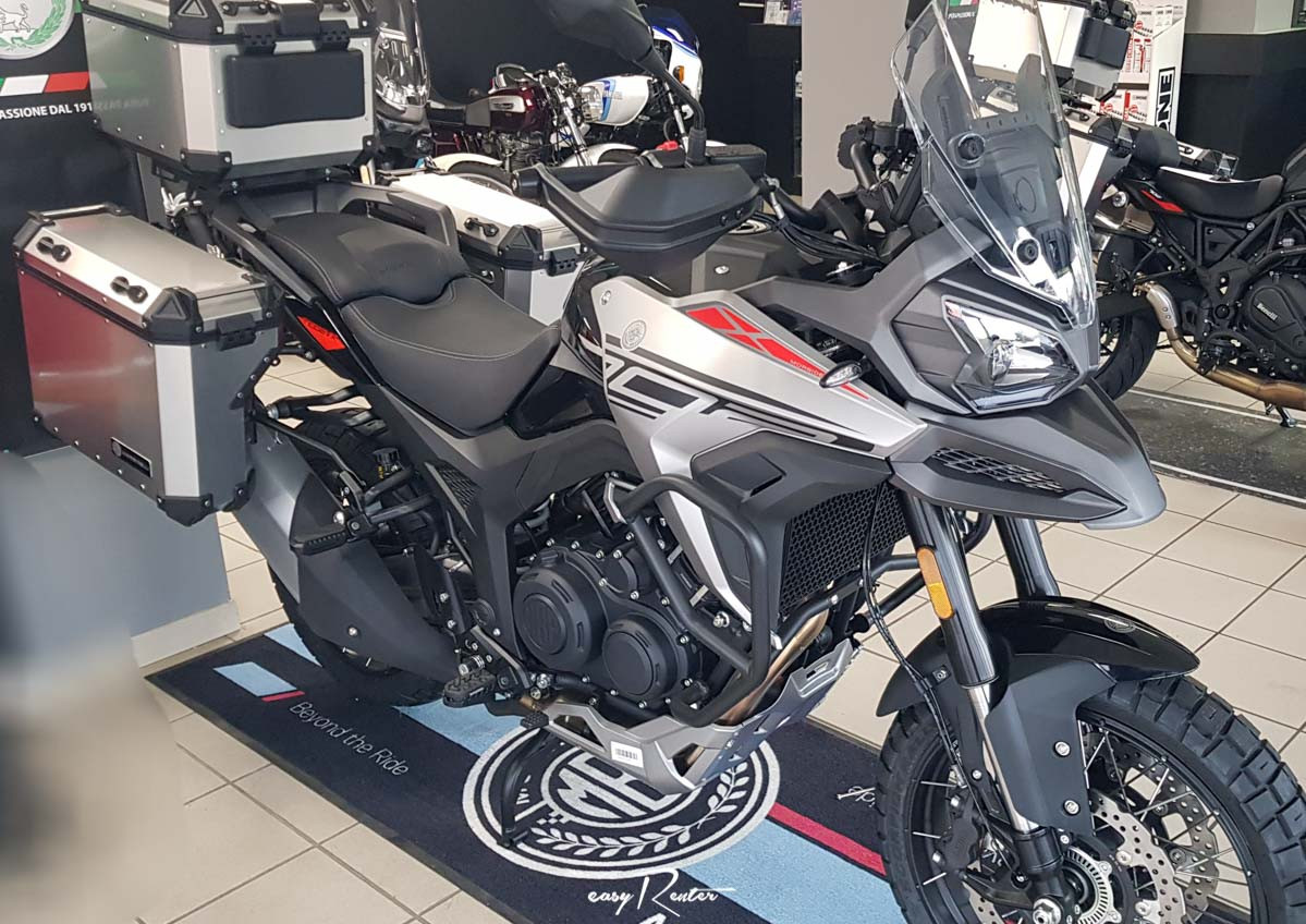 Cholet Kawasaki Z 900  motorcycle rental 14886