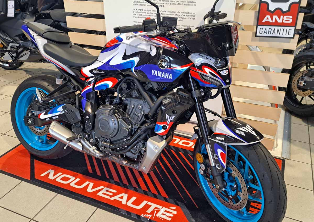 location moto lorient yamaga mt07 1