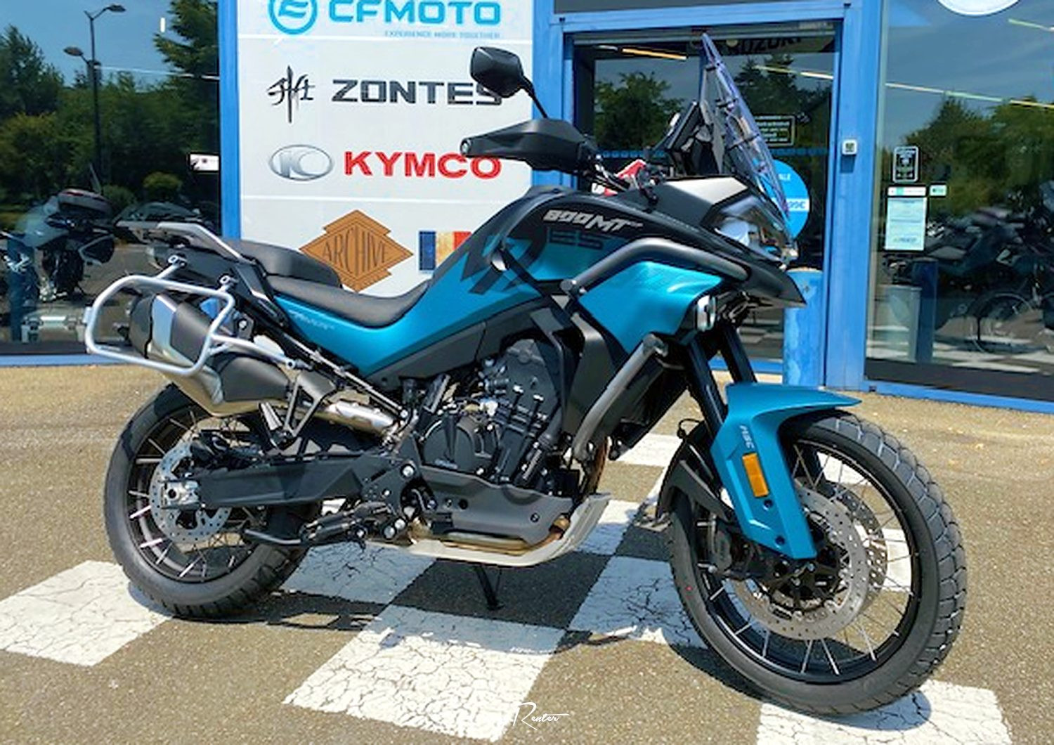 Cholet Kawasaki Z 900  motorcycle rental 14886