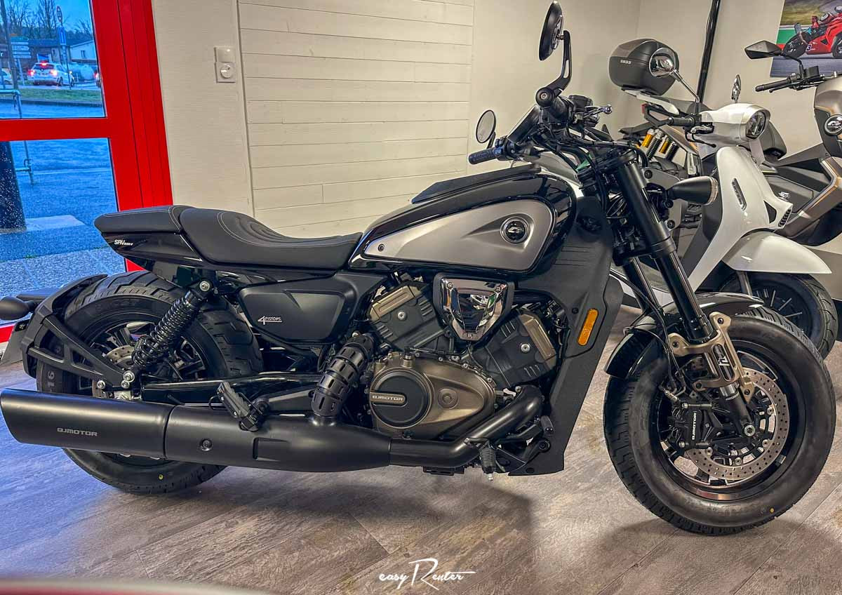 Location moto Laval Yamaha MT07 1