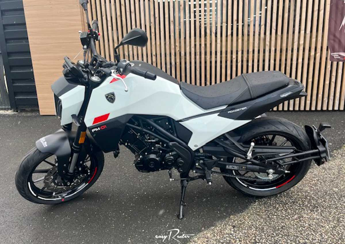Cherbourg Suzuki GSX-S Katana 1000 motorcycle rental 14562