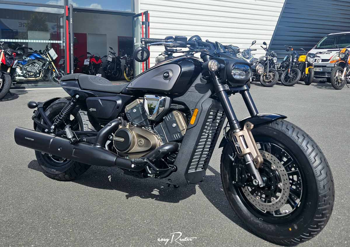 Location moto Angers suzuki V-STROM 1000 Adventure 1