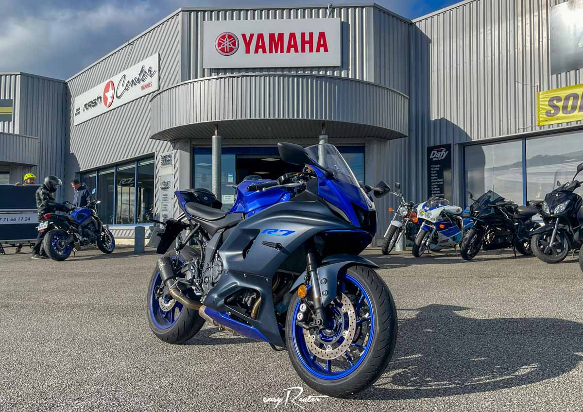 location moto vannes Yamaha MT07 Tracer 1