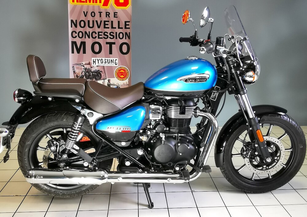 Location moto Saint-Lô Triumph Bonneville 1