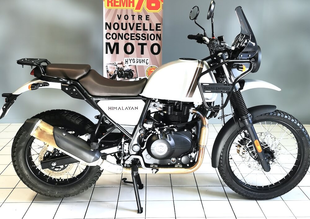 Location moto Saint-Lô Triumph Bonneville 1