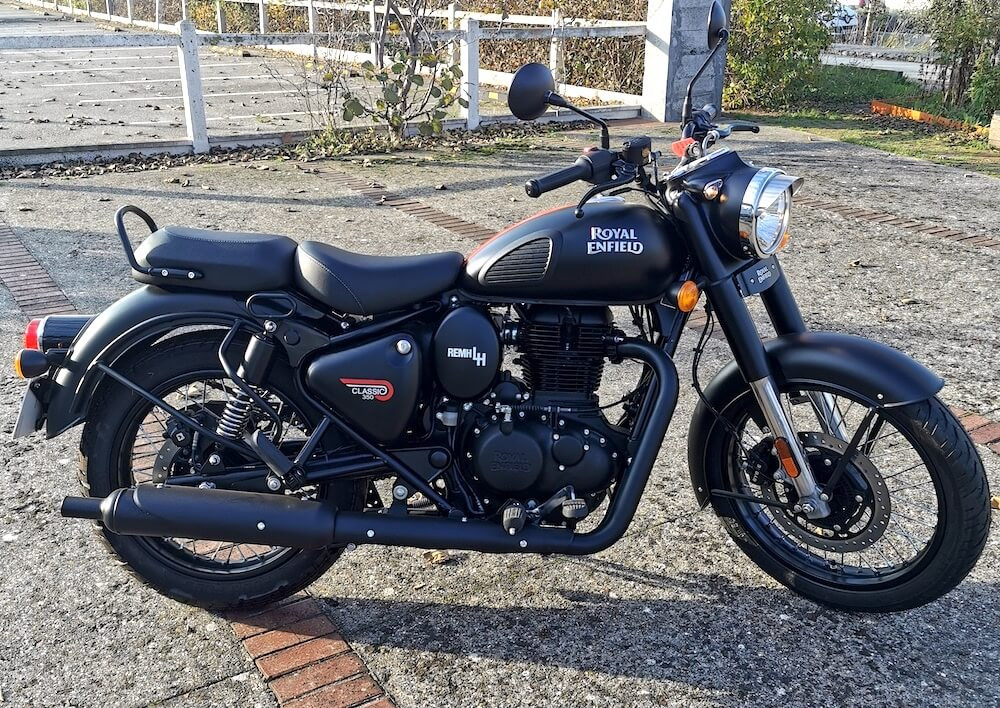 Location moto Saint-Lô Triumph Bonneville 1