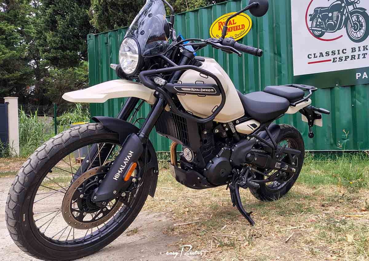 Location moto Saint-Lô Triumph Bonneville 1