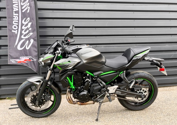 Cherbourg Suzuki GSX-S Katana 1000 motorcycle rental 14562