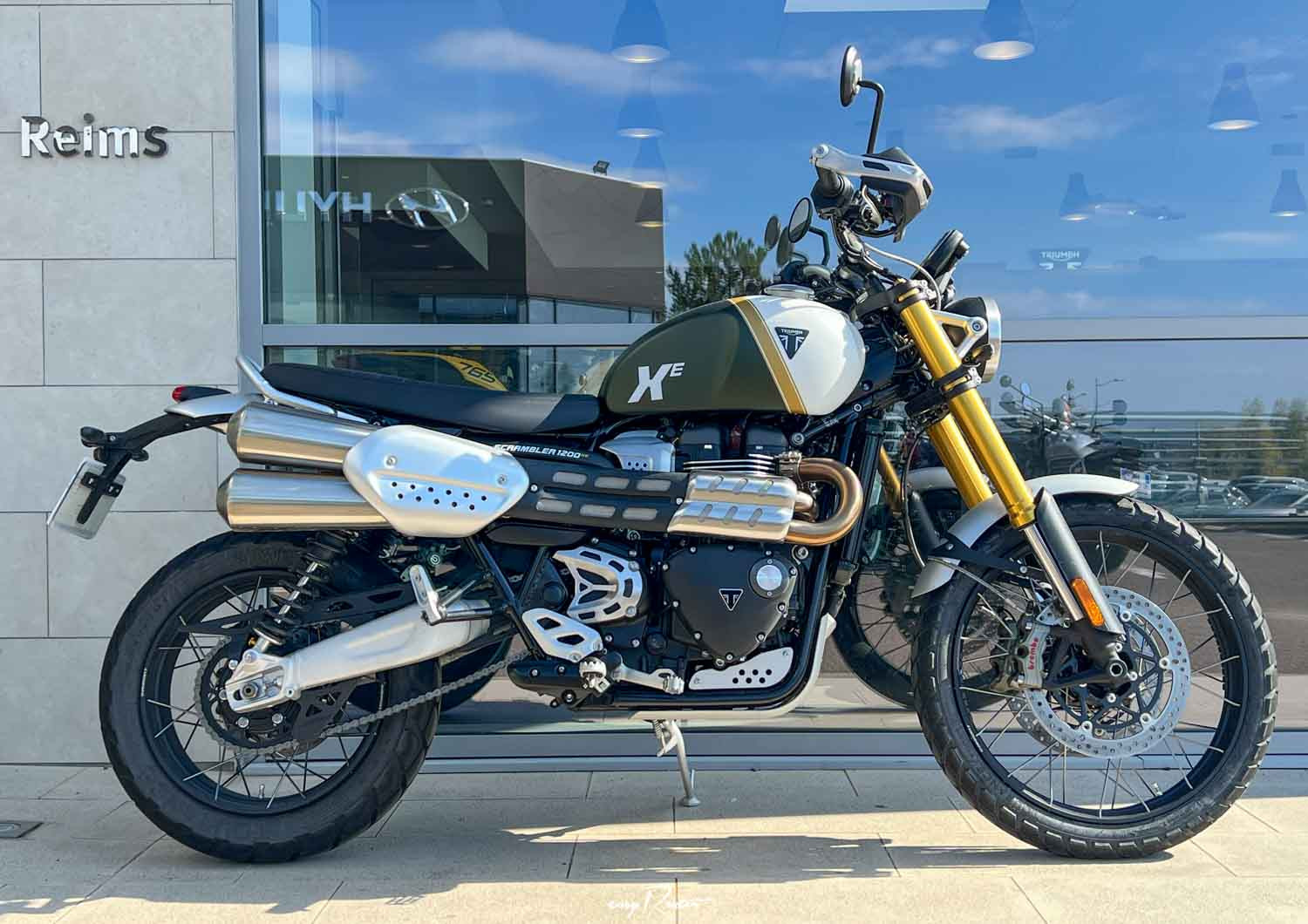 Location moto Saint-Lô Triumph Bonneville 1