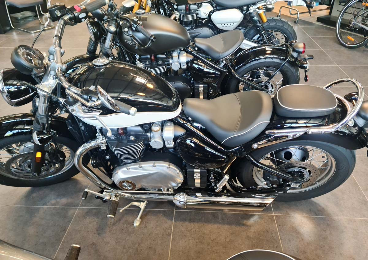 Location moto Saint-Lô Triumph Bonneville 1