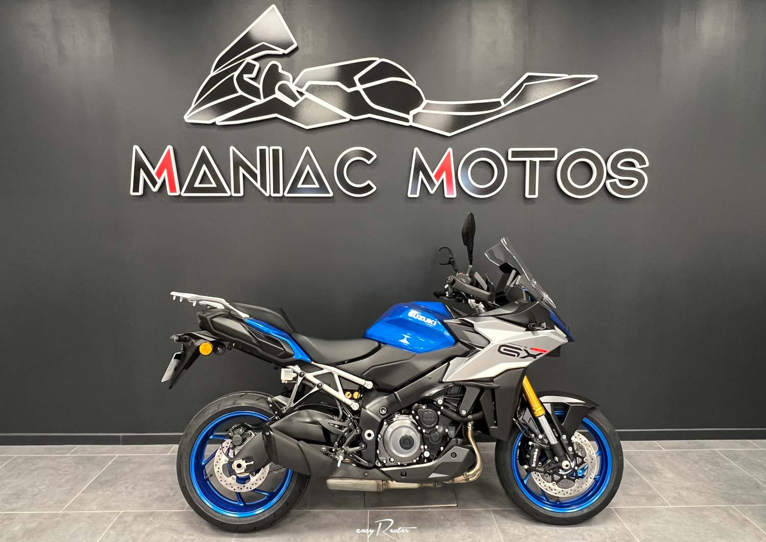 Niort Honda PCX 125 noir scooter rental 15778