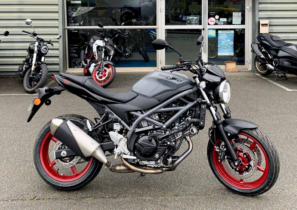 Rent Suzuki SV 650 A2 Angers Easy Renter