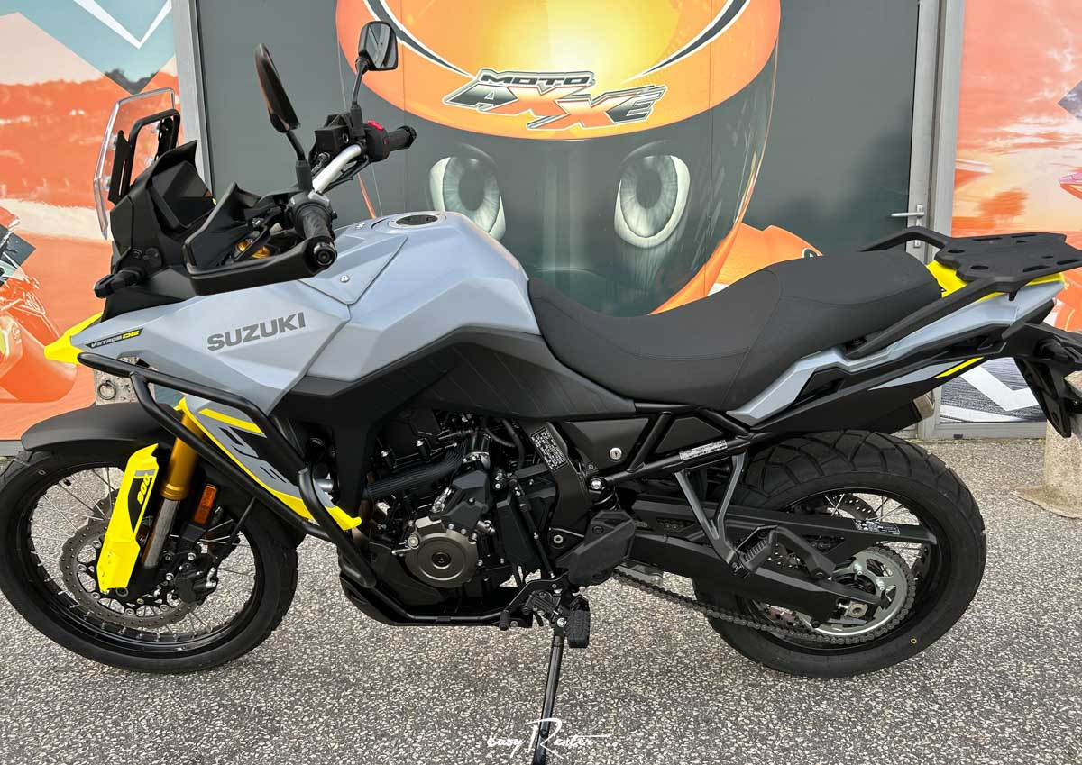 Cherbourg Suzuki GSX-S Katana 1000 motorcycle rental 14562