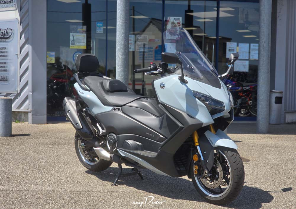 location moto vannes Yamaha MT07 Tracer 1
