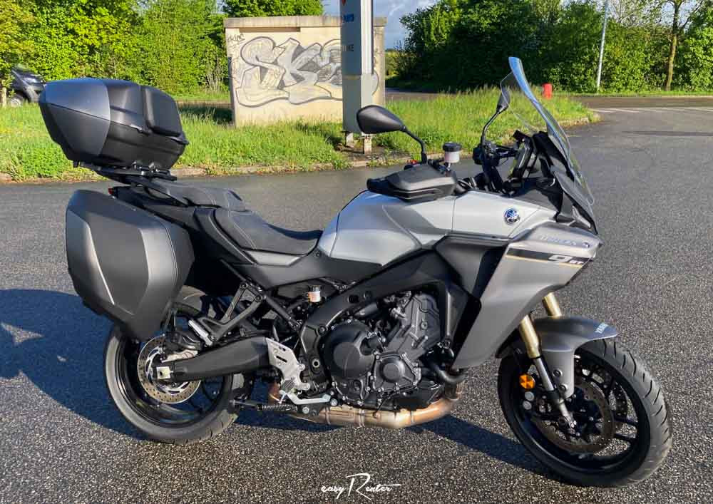 Location moto Laval Yamaha MT07 1